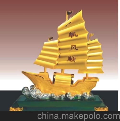 晶莹剔透，扬帆起航——厂家直供精致水晶金属帆船与工艺礼品系列
